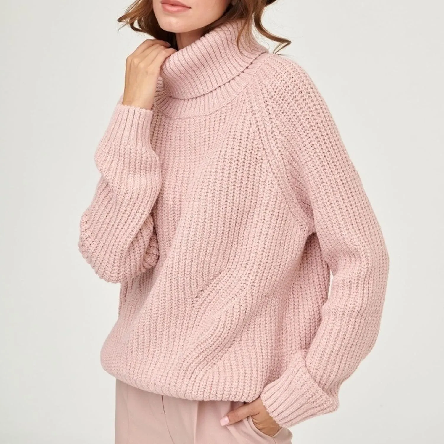 Akklian Women's Oversized Turtleneck Long Sleeve Casual Pullover Soft Knit Tunic Sweater Trendy Crochet Loose Fit Jumper Tops