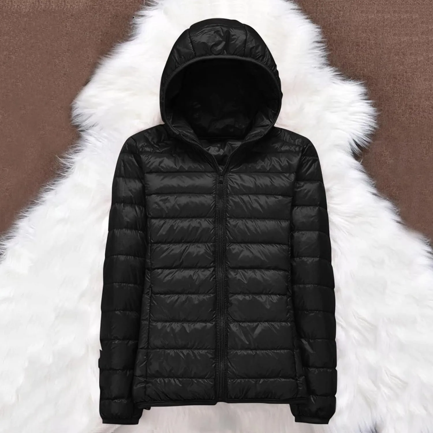 Women Warm Lightweight Jacket Hooded Windproof Winter Coat with Recycled Insulation Winter Slim Short