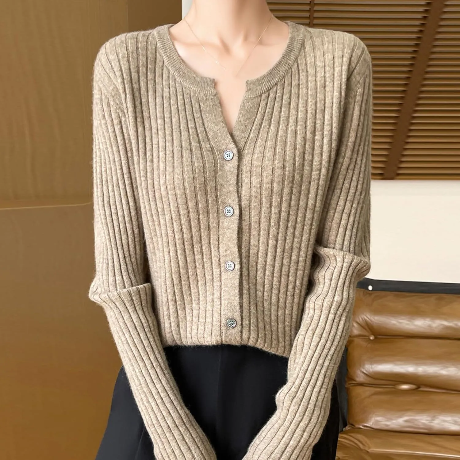 Women's Long Sleeve Cardigan Sweaters Casual V Neck Soft Knit Jacket Button Down Cardigan for Women Winter Fall