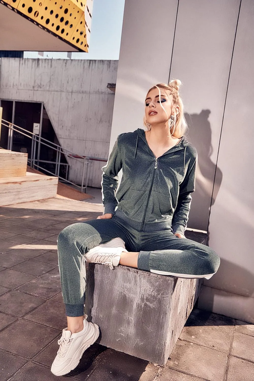 Yasumond Velour Tracksuit Womens 2 Pieces Joggers Outfits Jogging Sweatsuits Set Soft Sports Sweat Suits Pants
